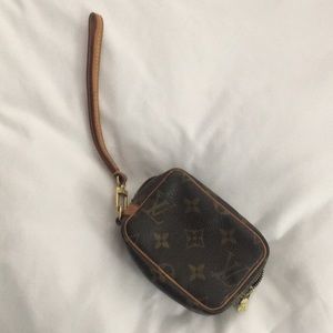 vintage Louis Vuitton wristlet